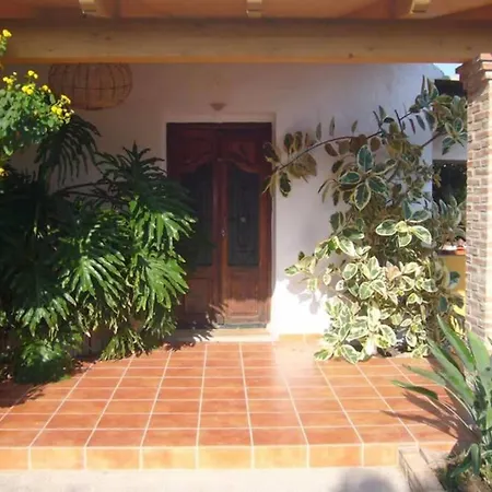 Cortijo Con Encanto Holiday home *